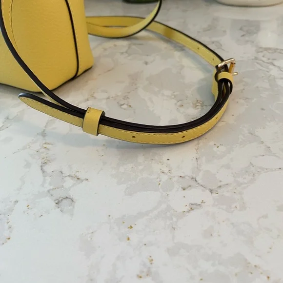 Coach Yellow Mini Bucket Crossbody Bag GH - Picture 6 of 9